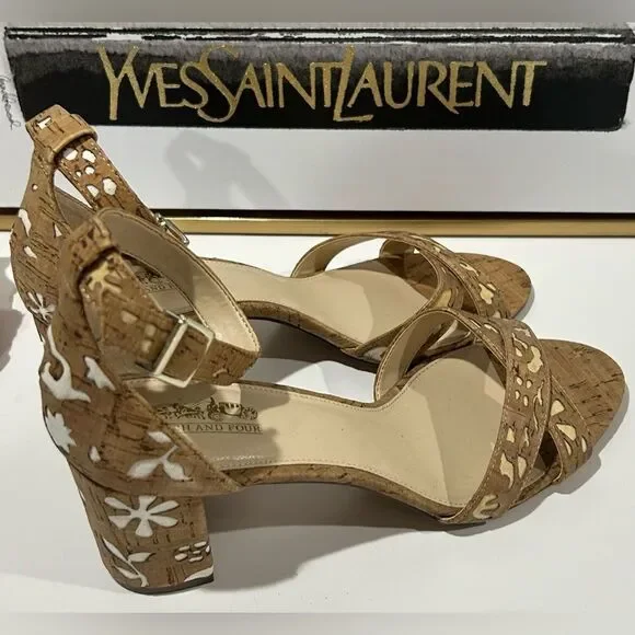 Coach Beige Floral Block Heel Sandals Ankle Strap Sandals Size 9.5 block - Picture 4 of 10
